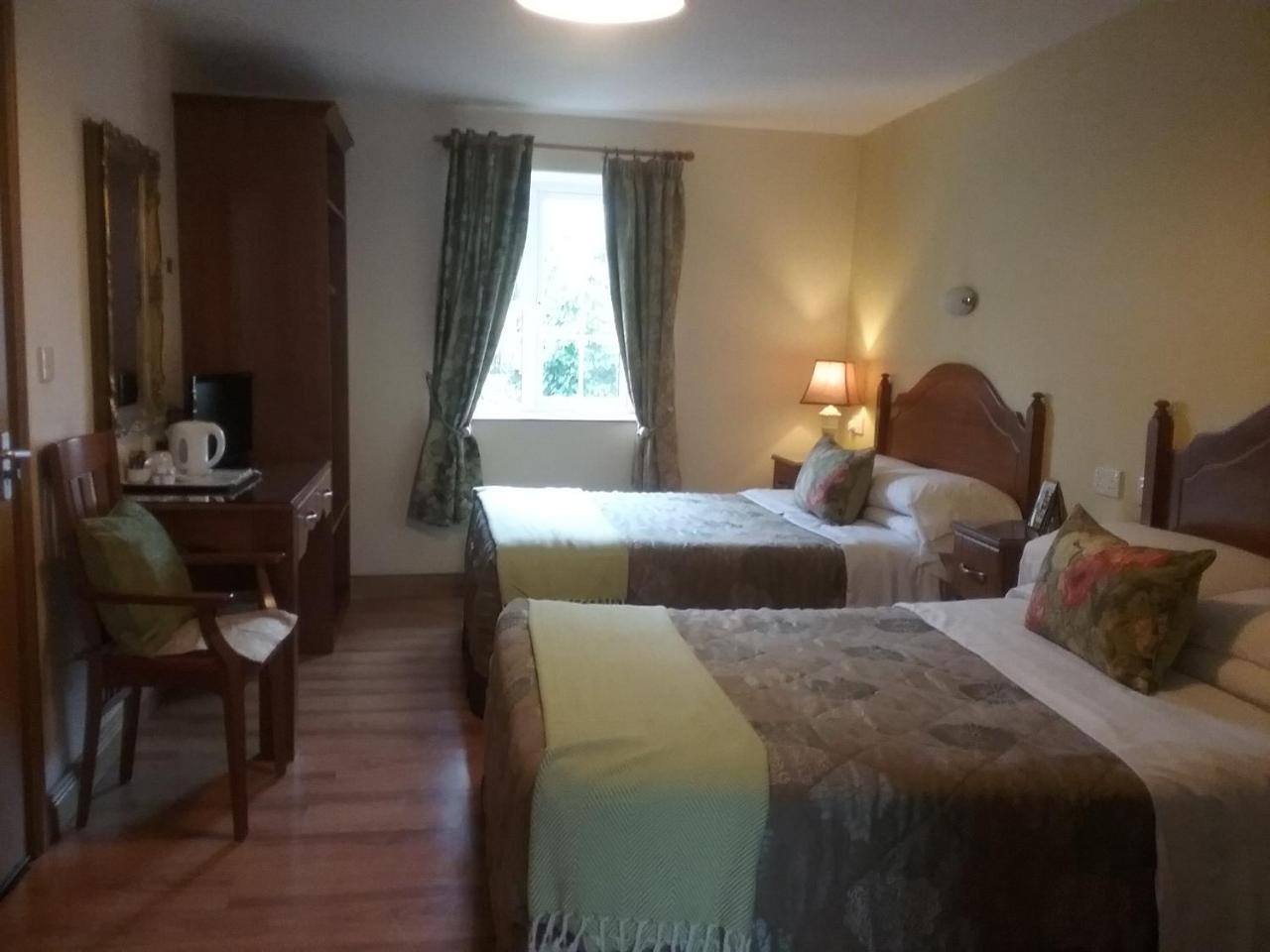 Ashleigh House Bed & Breakfast موناغان المظهر الخارجي الصورة
