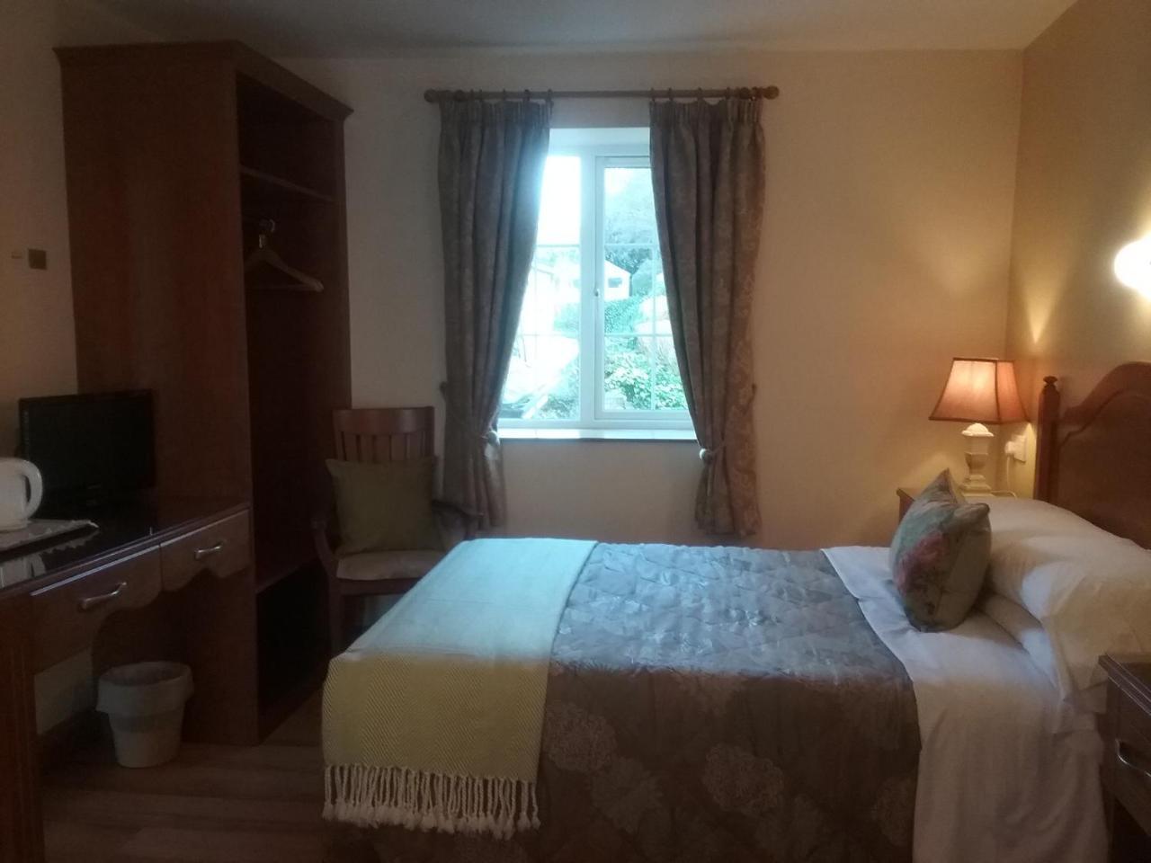 Ashleigh House Bed & Breakfast موناغان المظهر الخارجي الصورة