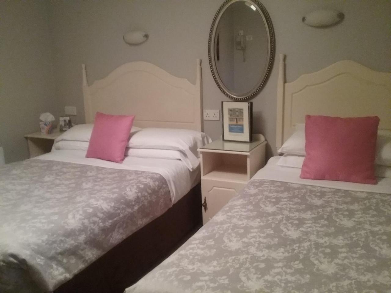 Ashleigh House Bed & Breakfast موناغان المظهر الخارجي الصورة